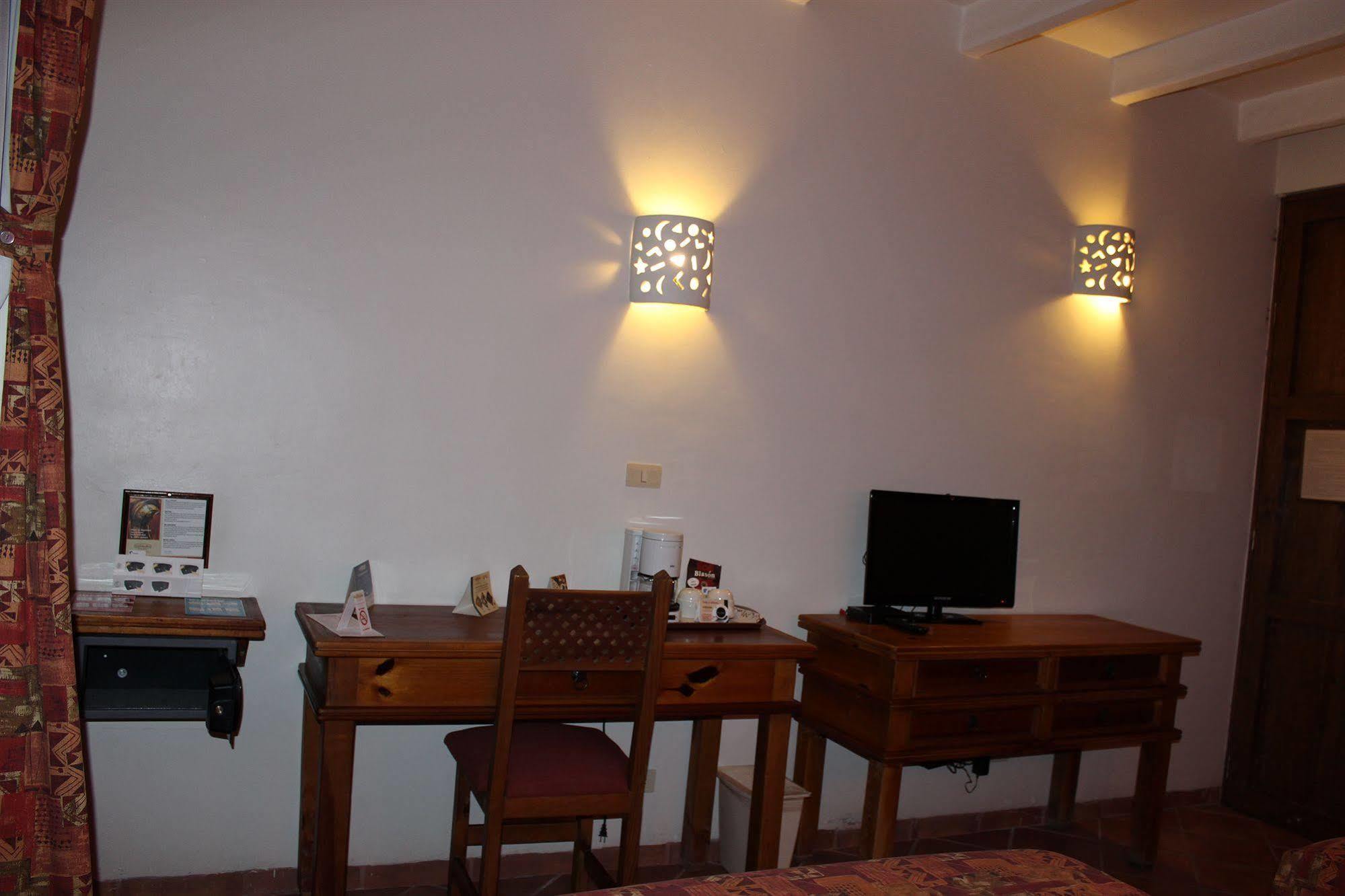 Hotel Casa Conzatti Oaxaca Екстериор снимка