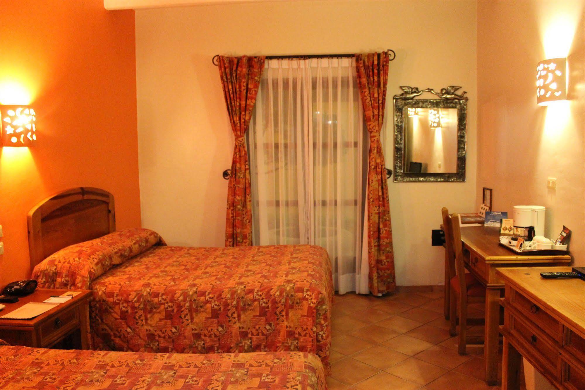 Hotel Casa Conzatti Oaxaca Екстериор снимка